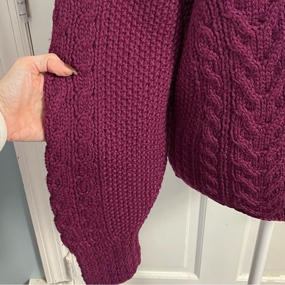 Vintage Hand Knit 100% Wool Cableknit Fisherman Cardigan Sweater Medium Purple - Picture 7 of 12